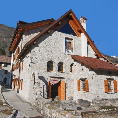 Apartment Albergo Diffuso - Cjasa Ustin-3 By Interhome Барчис Экстерьер фото